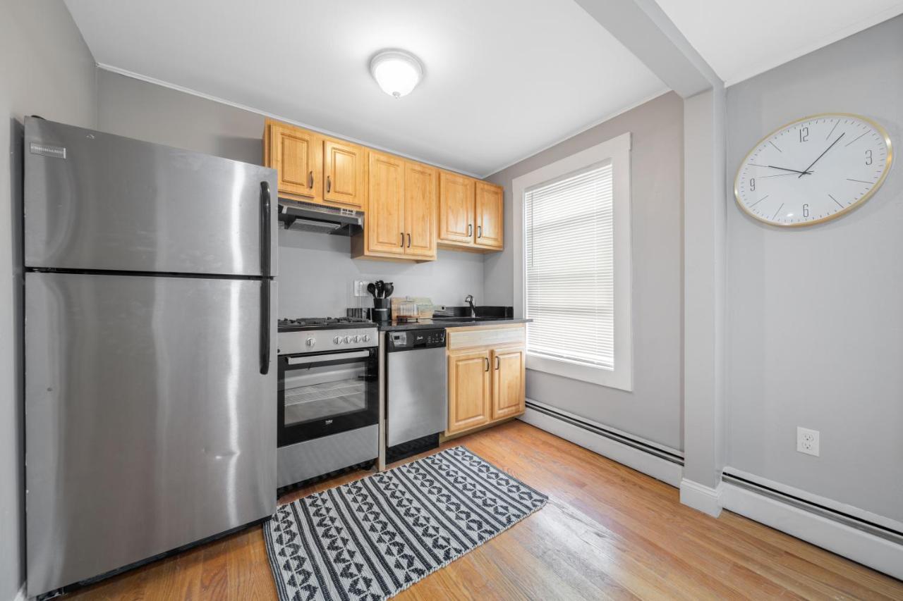 Easy Commute South Boston 4Br 1Bh Apt Exterior photo